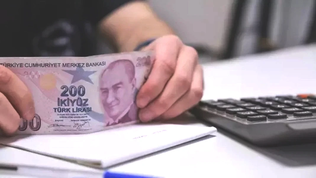 milyonlarin-gozu-2026-zamminda-emekliler-ve-memurlar-icin-maas-senaryolari-belli-oldu-1.jpeg
