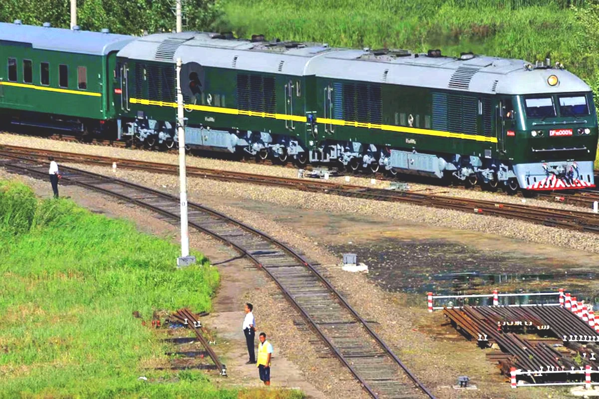 kuzey-kore-lideri-kim-jong-un-treni-6.jpg