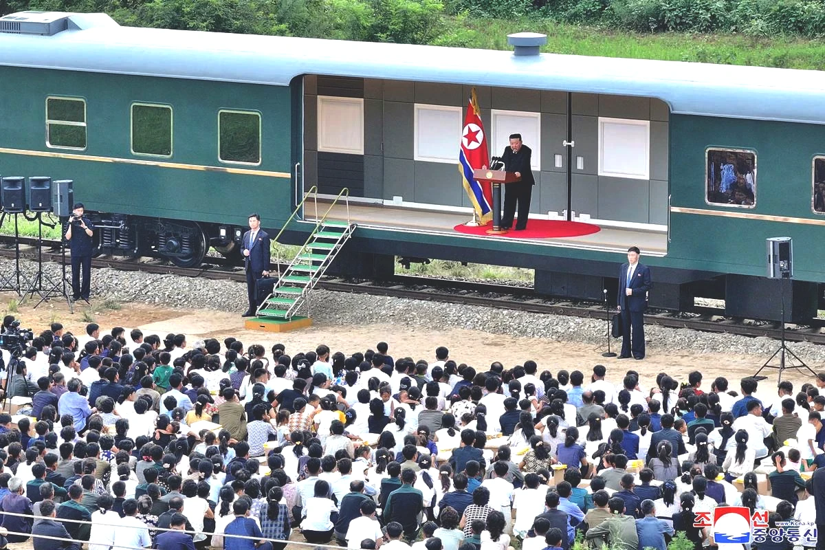 kuzey-kore-lideri-kim-jong-un-treni-7.jpg